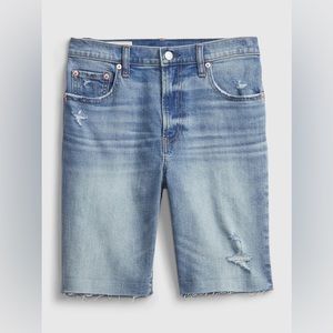 GAP BERMUDA HIGH RISE SHORTS